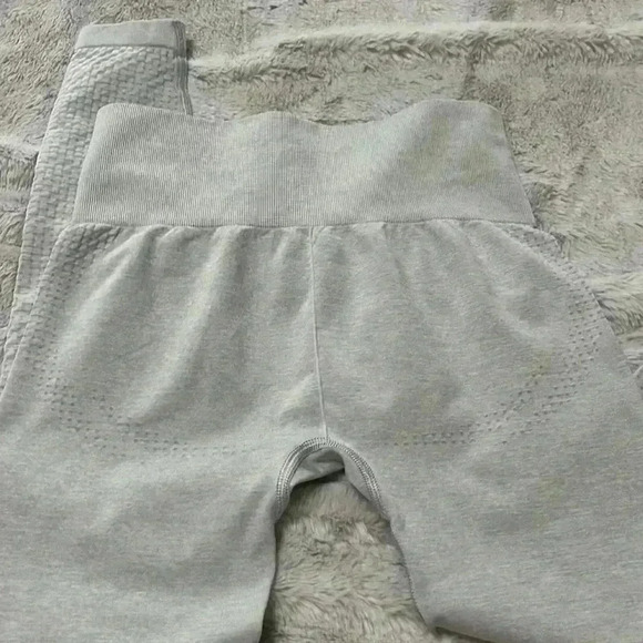 Gymshark
Women Sport Fit Textured Pull On Leggings, Grey - Picture 8 of 9